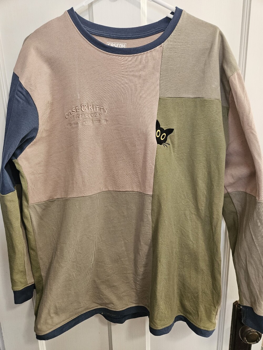 Caseoh Case & Kitty Fan Club Colorblock Long-Sleeve Top - Tan & Green